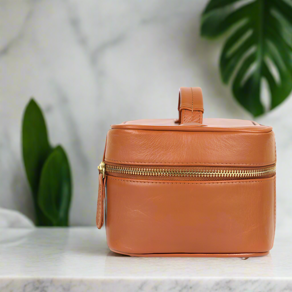 Malia Leather Ladies Toiletry Bag in Tan