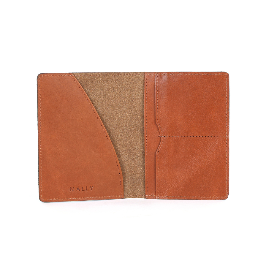 Harlow Leather Passport Holder in Tan